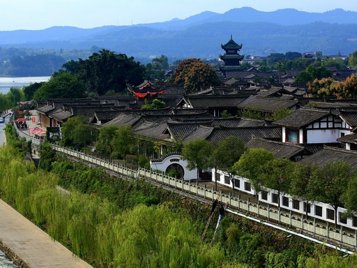 推荐一些适合一个人去的小众旅游城市(图7)